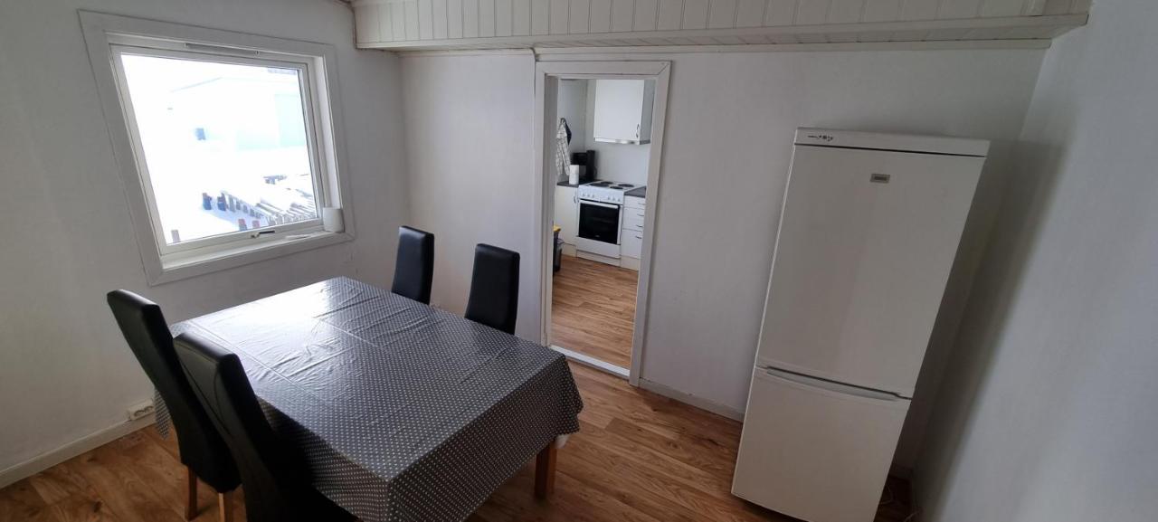 Sleep In Apartment Honningsvag Exterior photo