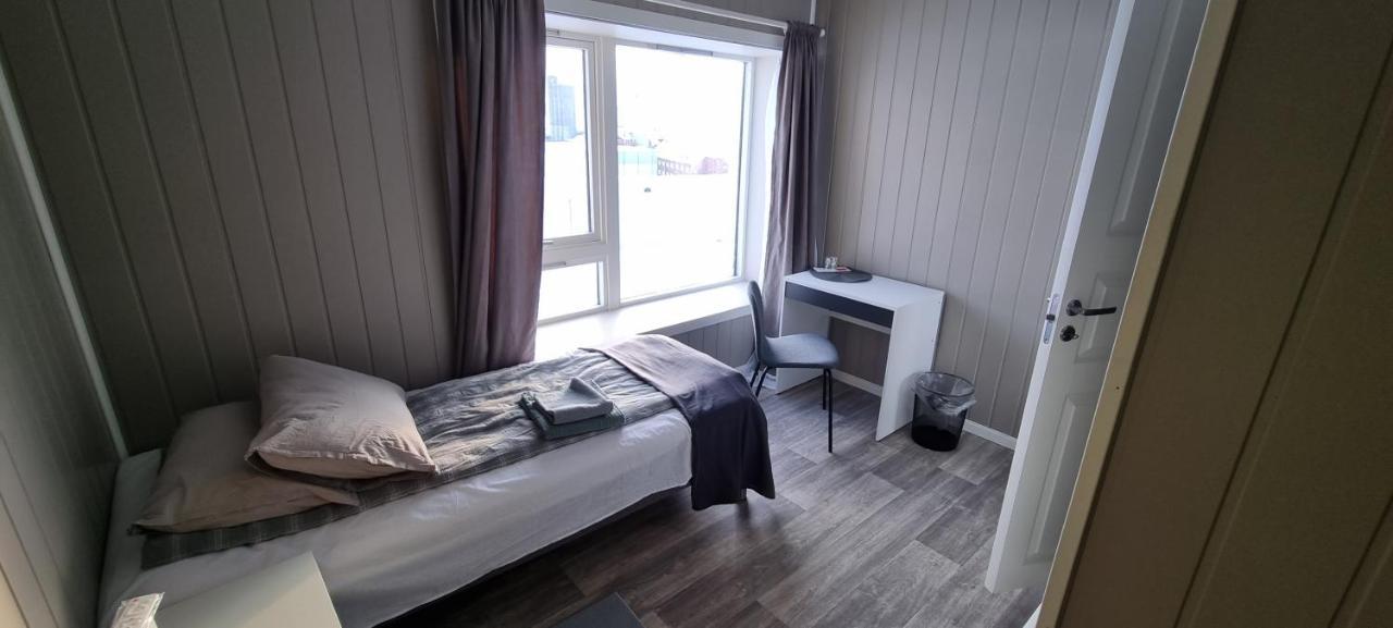 Sleep In Apartment Honningsvag Exterior photo